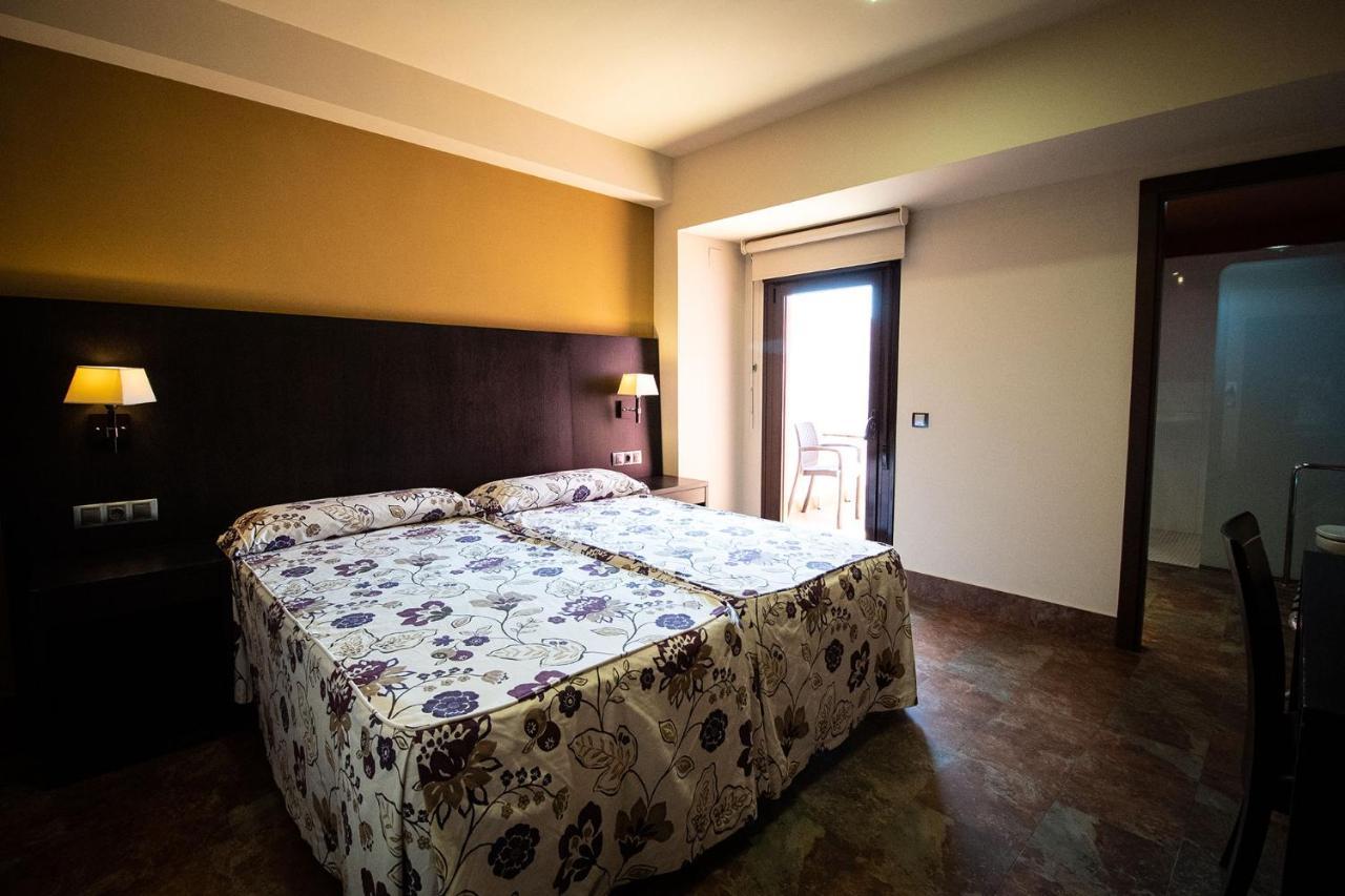 Hostal Restaurante La Bartola Санта-Крус Экстерьер фото