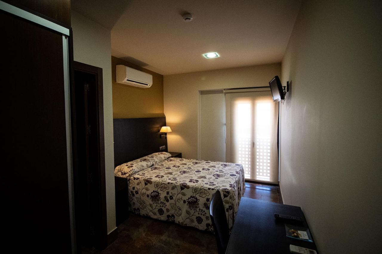 Hostal Restaurante La Bartola Санта-Крус Экстерьер фото